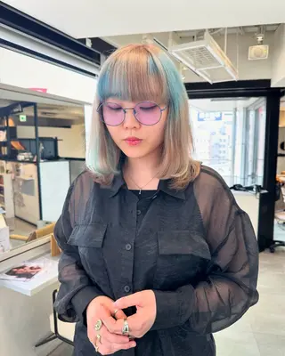 ミディアム カラー Maria 梅田/デザインカラーのヘアスタイル