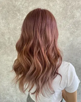 ロング カラー UNDER vr 【アンダーバー】のヘアスタイル