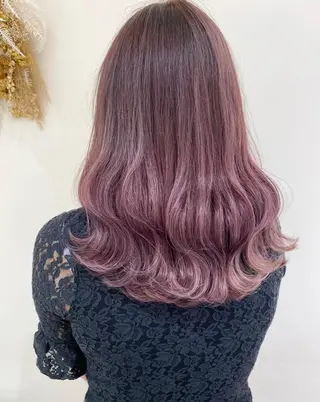 セミロング カラー ヘアアレンジ 韓国レイヤー🖤🤍 /うえのゆずのヘアスタイル