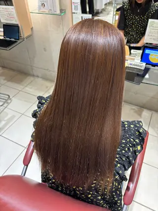 ロング カラー 岡井 桃花のヘアスタイル