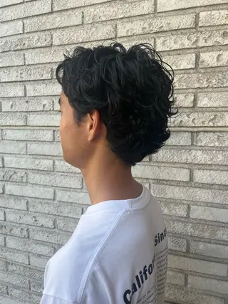 ショート パーマ メンズ 石毛 大翔のヘアスタイル