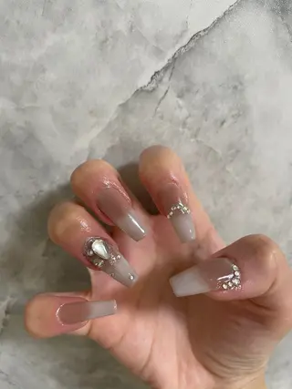 ネイル rino  nail所属・坂上 詩織のネイルデザイン