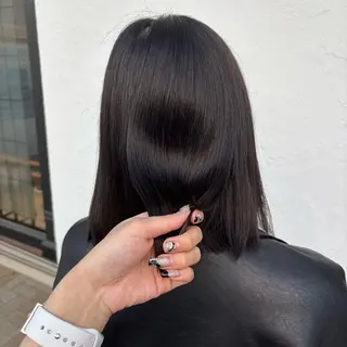 ミディアム ななか /KOKOROのヘアスタイル