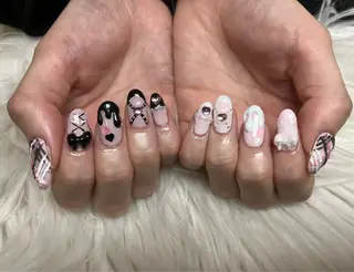 ネイル SOARE🤍 🤍のネイルデザイン