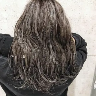 ミディアム カラー ヘアアレンジ 店長 大方康暉のヘアスタイル