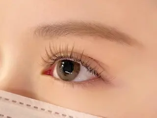 マツエク・マツパ 椿森 美瑠紅の眉毛・アイブロウイメージ