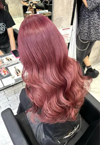 ロング 🥣ケアブリーチカ ラーTakato🥛のヘアスタイル