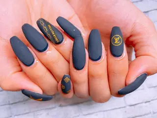 ネイル 高野 梨紗子のネイルデザイン