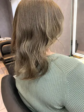 セミロング 透明感/ブリーチ縮毛 /髪質改善/星野純一のヘアスタイル