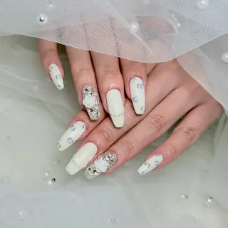 ネイル FLORANZ INOUEのネイルデザイン