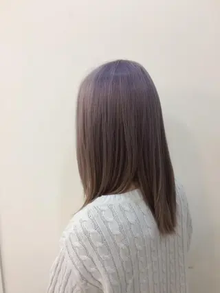 セミロング カラー ヘアアレンジ Helm所属・久次米 智人のヘアスタイル