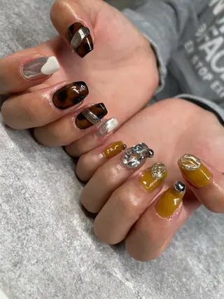 ロング カラー ヘアアレンジ キッズ ネイル マツエク・マツパ アイブロウ 福田 加奈のネイルデザイン