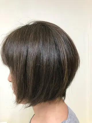 ミディアム カラー 横田 尚登のヘアスタイル