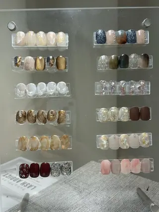 ネイル eyemor所属・伊東 萌々香のネイルデザイン