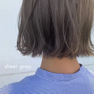 ミディアム カラー RINA🧤 デザインとボブのヘアスタイル