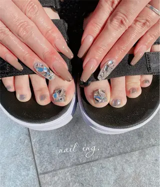 ネイル ｉｎｇ .のネイルデザイン