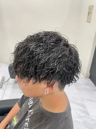 パーマ メンズ 🐥くまがい💛 ダブルカラー／パーマのヘアスタイル