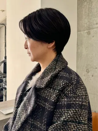 ショート 切りっぱなしボブ/ ブリーチカラー/大塚のヘアスタイル