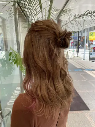 セミロング ヘアアレンジ これた🧸ヘアメ職人 ♡髪質改善♡カラーのヘアスタイル