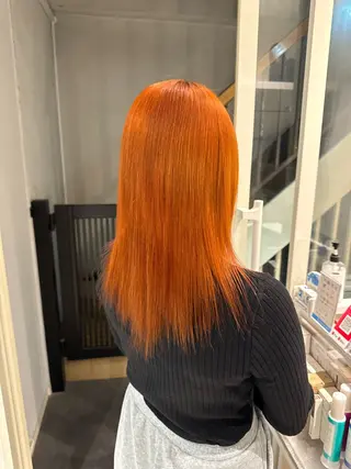 カラー 🍓URARA 🥀最強ハイトーン❤のヘアスタイル