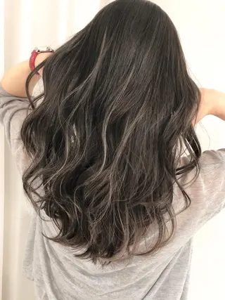 ロング カラー Heart's所属・若杉 諒のヘアスタイル