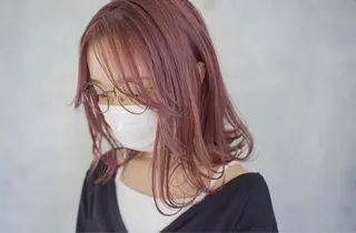 ミディアム カラー 【Luis なんば】のヘアスタイル