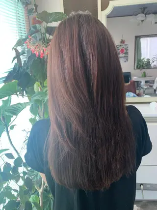 ロング カラー ストウ ナナエのヘアスタイル