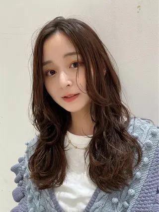 ロング カラー 梅田美容室 山崎海波のヘアスタイル