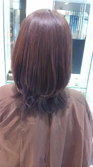 ミディアム カラー 山田 憲のヘアスタイル