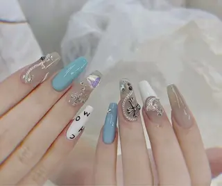 ネイル 相沢 さやかのネイルデザイン