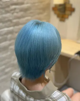 ショート ハイトーンカラー 髪質改善カラーノトのヘアスタイル