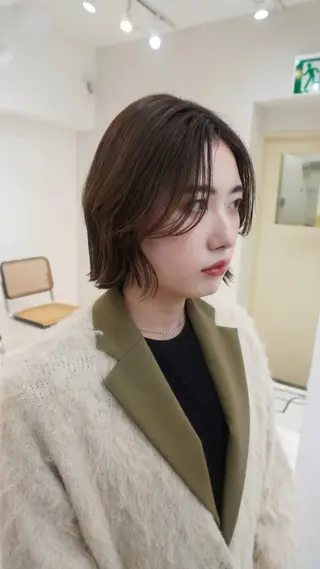 ショート カラー 透明感グレージュ カラー大夢🫧のヘアスタイル