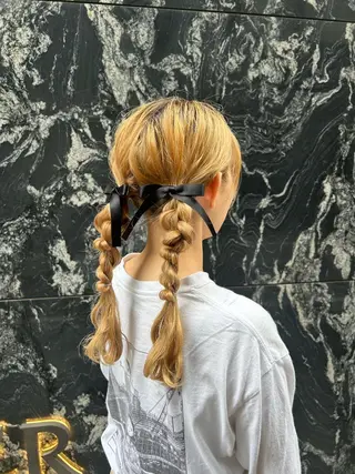 セミロング ヘアアレンジ 韓国ヘア/レイヤー/ 顔まわり足立遥奈のヘアスタイル