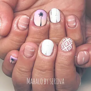 ショート カラー ネイル SUNNY BAE. SERINAのネイルデザイン