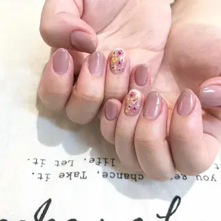 ネイル earth甲府昭和店 西村香穂のネイルデザイン