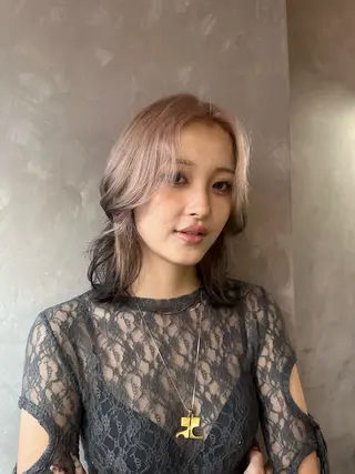 ミディアム カラー コナカ モエのヘアスタイル