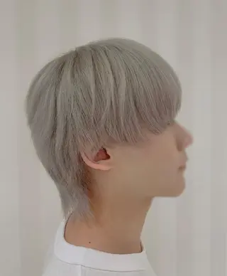 カラー メンズ センターパート 川島爽楽のヘアスタイル