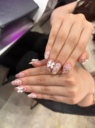 セミロング VENUS BELT新宿店所属・Venus belt /Reinaのネイルデザイン