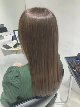 ロング カラー mai🐷髪質改善 🖤透ける暗髪🖤のヘアスタイル