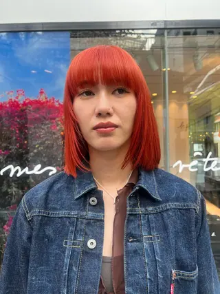 カラー 坂入 美帆のヘアスタイル