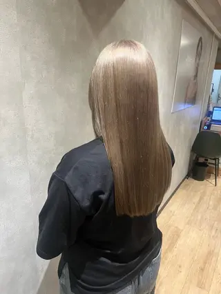 セミロング カラー 新宿 似合わせカラー HINAのヘアスタイル