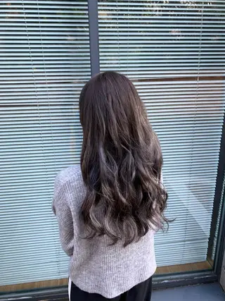 ロング カラー a-o横浜所属・色落ちまでキレイに! !女性サロンのヘアスタイル