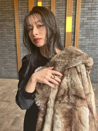 ロング カラー ヘアアレンジ buy your own flowers:kava所属・yoda karenのヘアスタイル