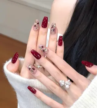 ネイル 高木 維麗絲のネイルデザイン