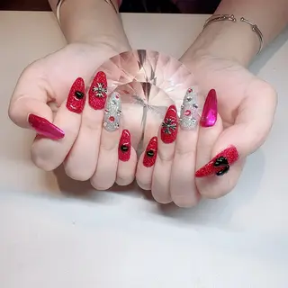 ネイル FeatherBea utySalonのネイルデザイン