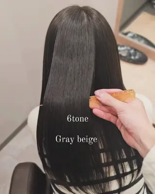 セミロング カラー サロウィン　神戸三宮店所属・三宮No.1ブリーチ 無しカラー/杉山太貴のヘアスタイル