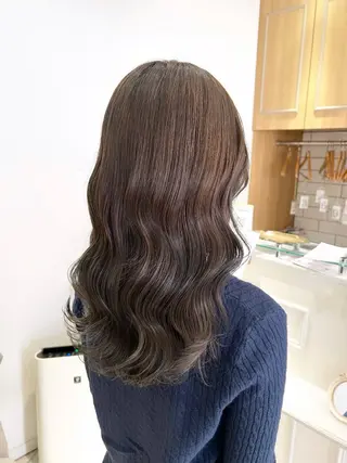 ロング カラー ヘアアレンジ 吉水 彩乃 /ボブ/透明感カラーのヘアスタイル