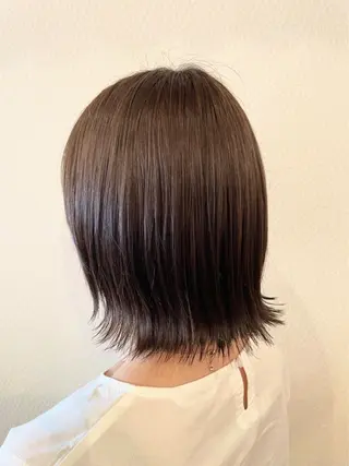 カラー よしだ しおりのヘアスタイル
