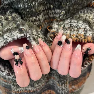 ネイル S. SAYAのネイルデザイン