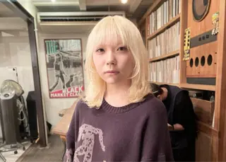 ミディアム カラー 篠江 廉のヘアスタイル